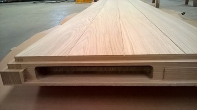 Concealed closer recessing